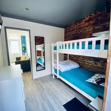 « Au Bord Des Embruns »