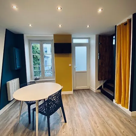 « Au Bord Des Embruns » * Grandcamp-Maisy