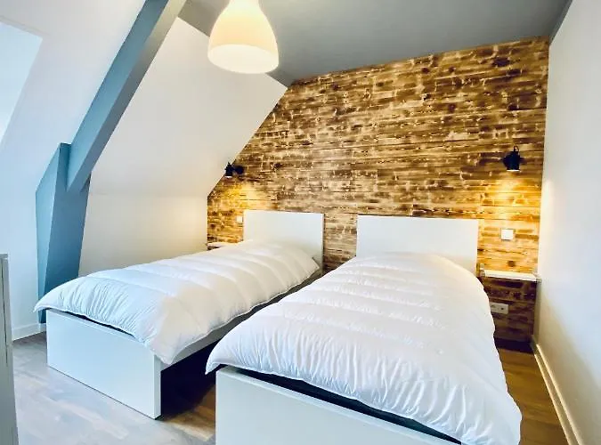 « Au Bord Des Embruns »