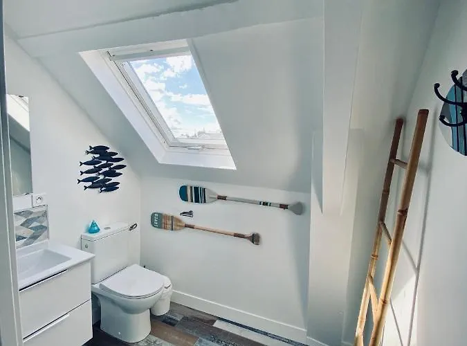 « Au Bord Des Embruns » * Grandcamp-Maisy