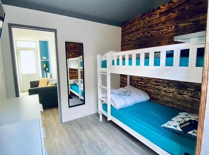 « Au Bord Des Embruns »